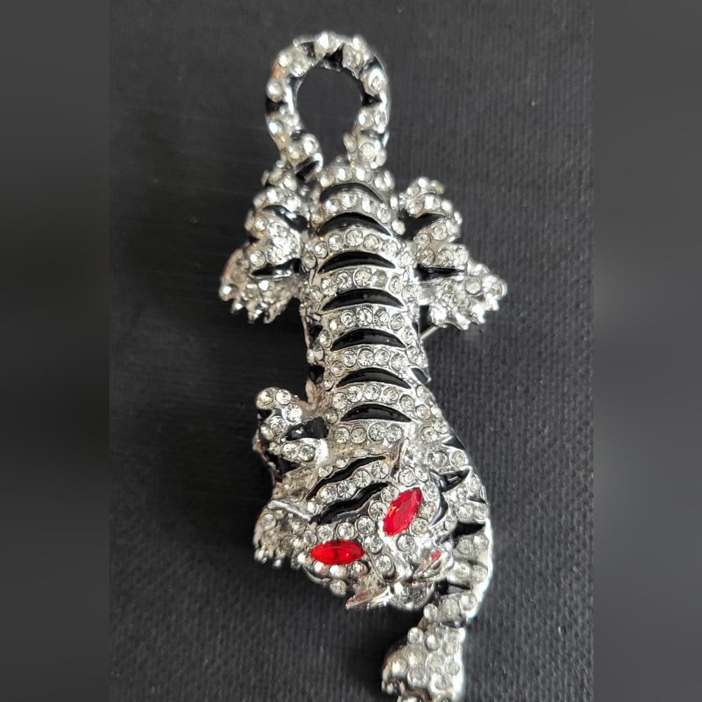 Silver and Black Rhinestones Tiger Pendant with Red Eyes